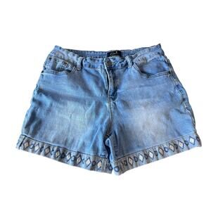 Earl Jeans Shorts Mid Rise Embroidered Denim Stretch Womens SZ 12